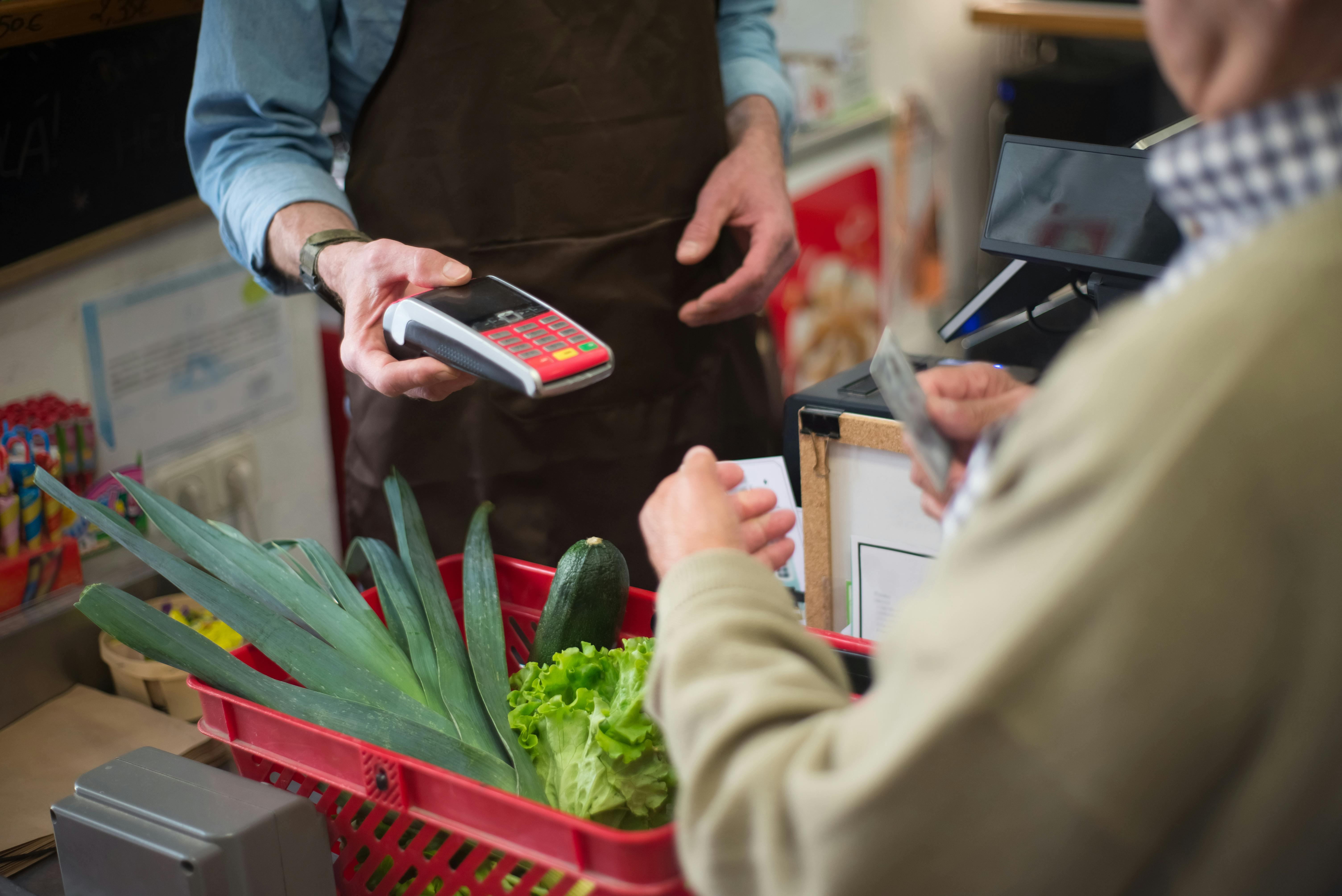 retail store using pos system